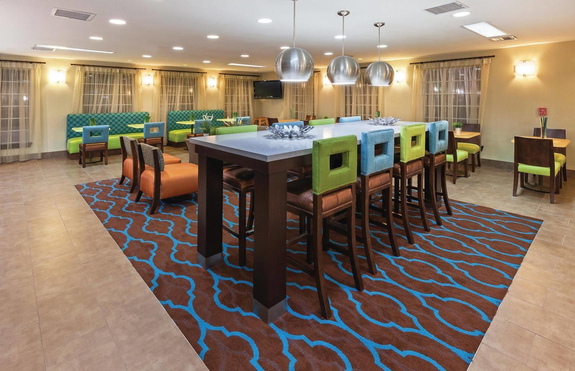 La Quinta By Wyndham Dallas - Las Colinas Hotel Irving Luaran gambar